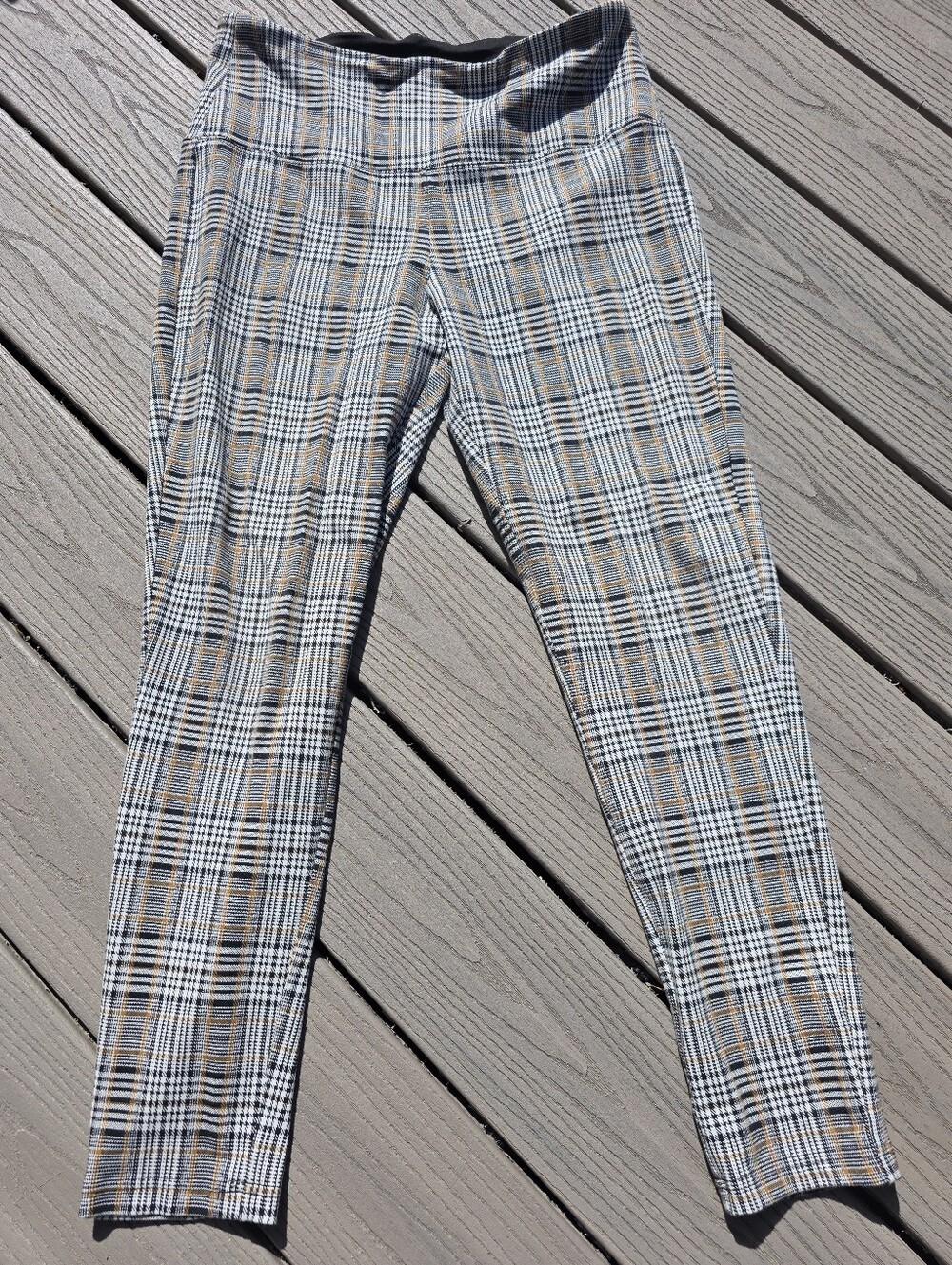 Plaid High-Waist Women's Pants in Black & Tan